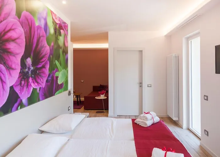 Miravallesuites