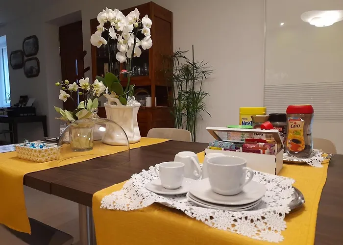 Bed and Breakfast Miravallesuites 4*