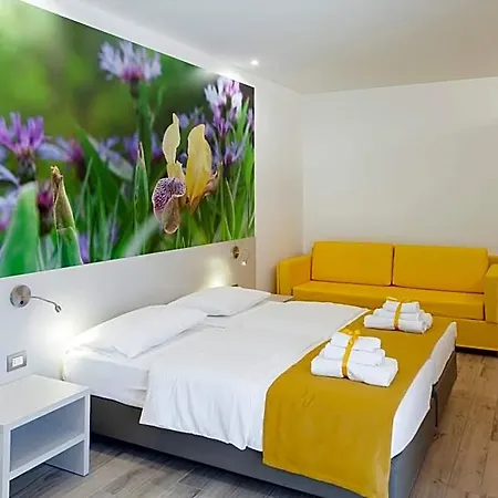 Miravallesuites