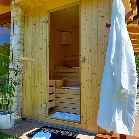Nocleg ze śniadaniem Miravallesuites San Zeno di Montagna