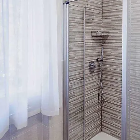 Miravallesuites 4*