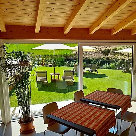 Miravallesuites Nocleg ze śniadaniem San Zeno di Montagna