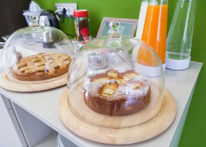 Miravallesuites Frühstückspension 4*