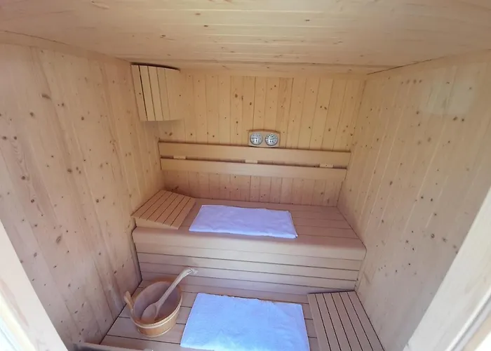 Frühstückspension Miravallesuites San Zeno di Montagna