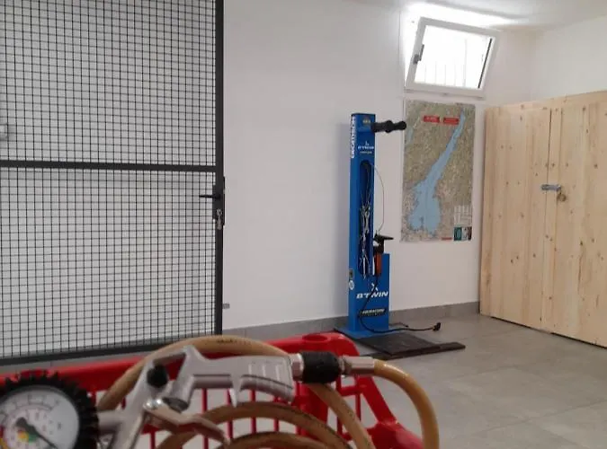 Miravallesuites Frühstückspension 4*