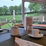 Miravallesuites San Zeno di Montagna