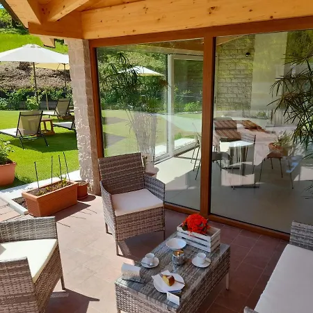 Miravallesuites San Zeno di Montagna